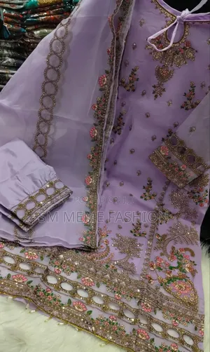 Pakistani Design 4-Piece Sada Bahar Tissue Set