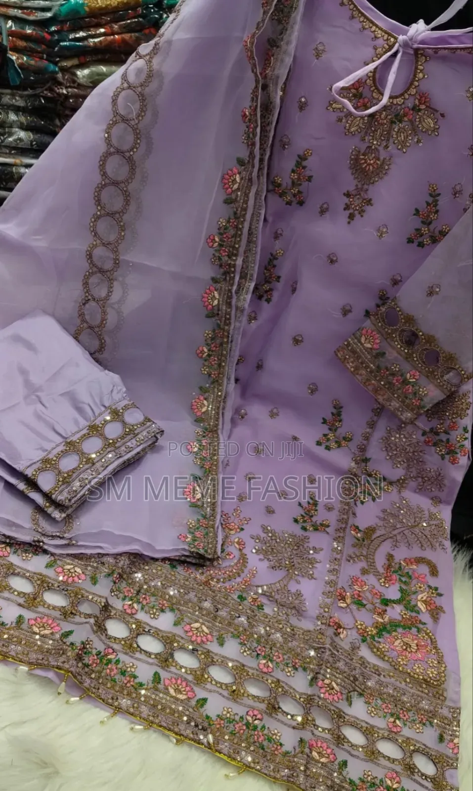 Pakistani Design 4-Piece Sada Bahar Tissue Set