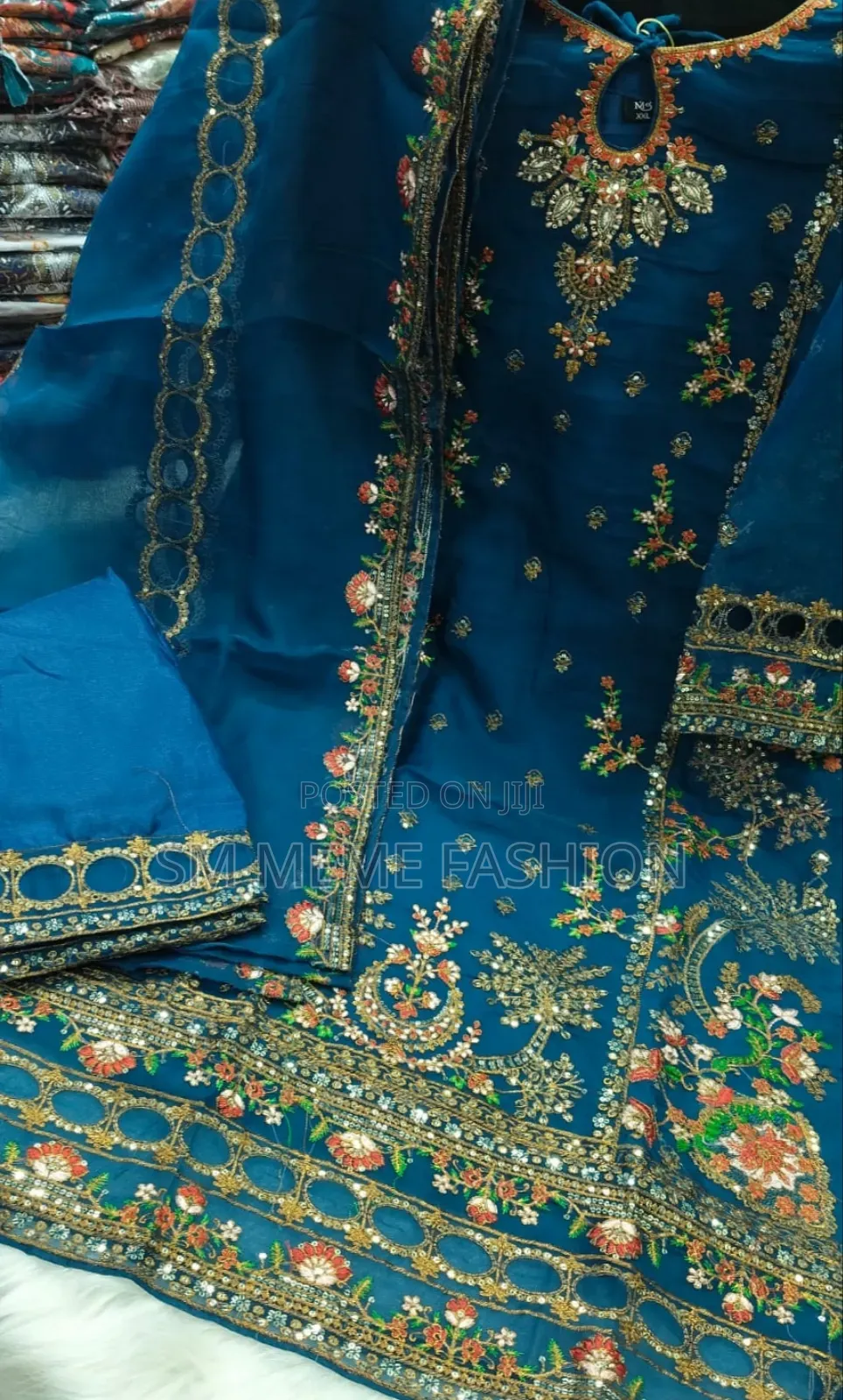 Pakistani Design 4-Piece Sada Bahar Tissue Set