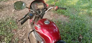 Royal Motorcycle 2019 Red