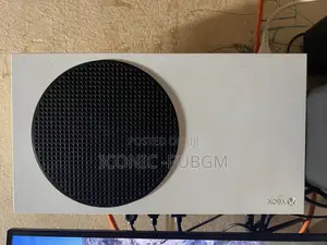 Photo - Xbox Series S 512gb With 2controller