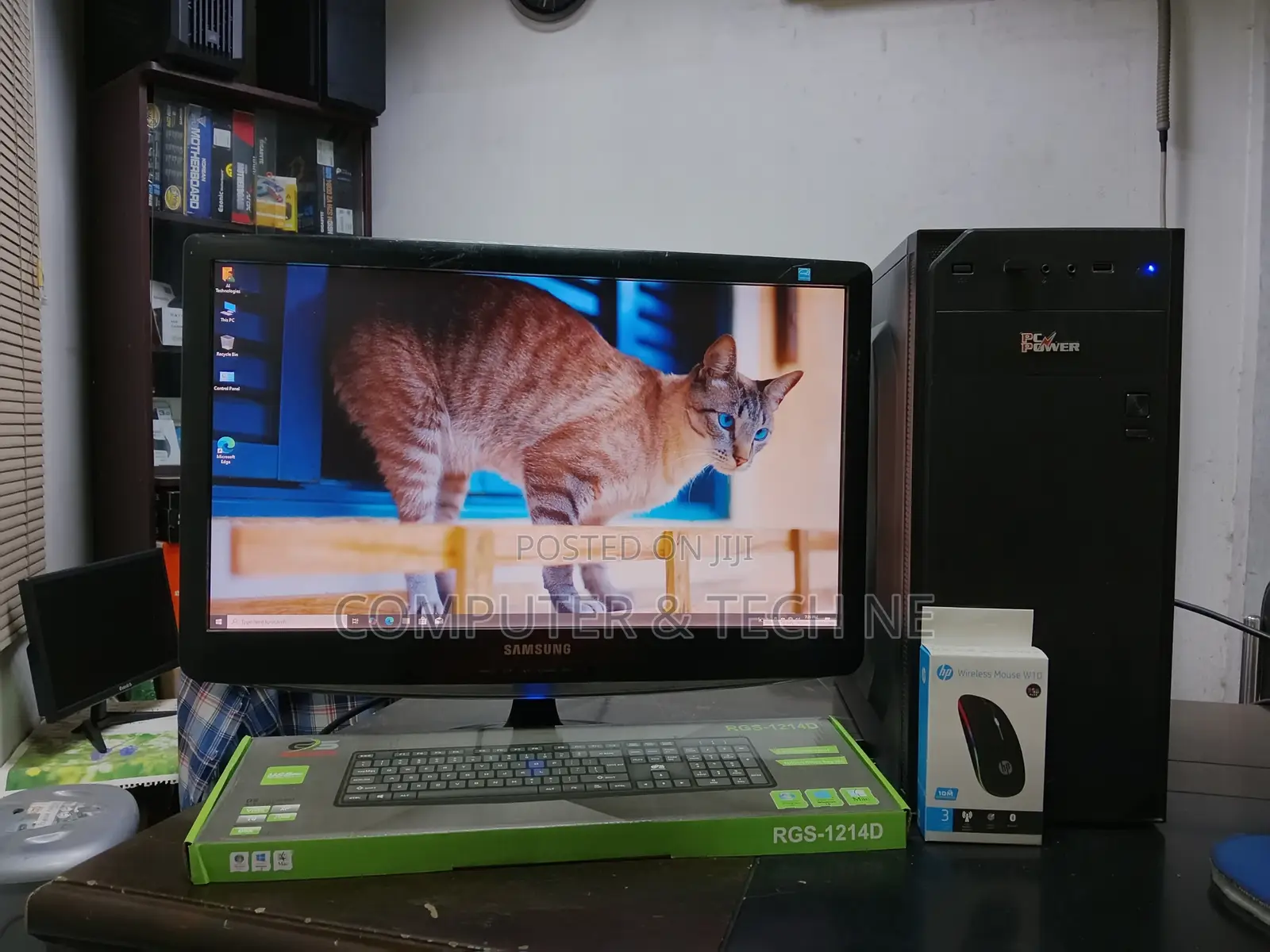 Desktop Computer 8GB Intel Core I5 SSD 128GB