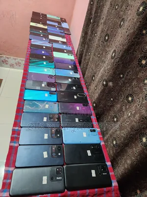 Photo - Mobile Phone 128 GB Black