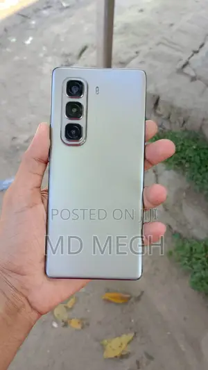 Infinix Hot 50 Pro+ 4G 256 GB Gray