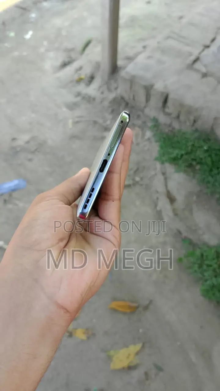 Infinix Hot 50 Pro+ 4G 256 GB Gray
