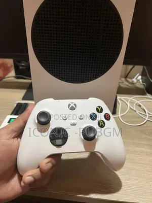Xbox Series S 512gb With 2controller