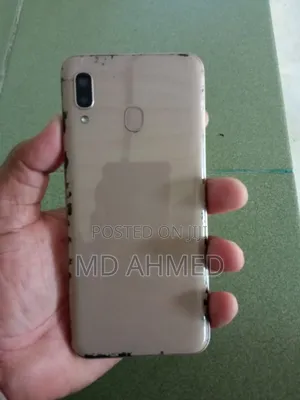 Samsung Galaxy A20 64 GB Gray