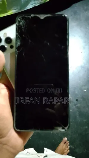 Photo - New Samsung Galaxy A12 128 GB Black