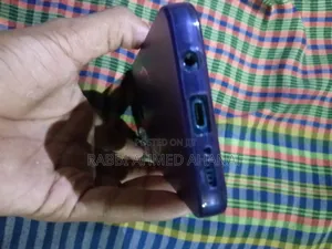 Samsung Galaxy A30 64 GB Blue