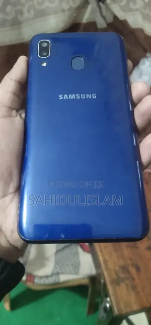 Samsung Galaxy A20 32 GB Green