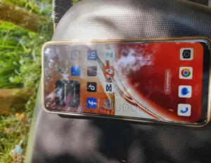 Photo - New Oppo F12 256 GB Gold