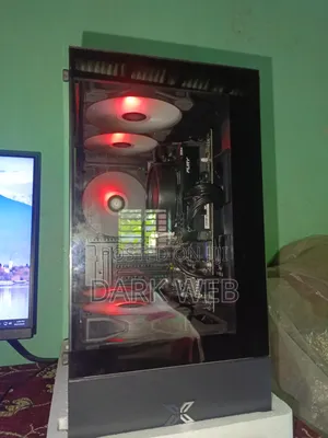 Desktop Computer 16GB AMD Ryzen 7 SSD 256GB