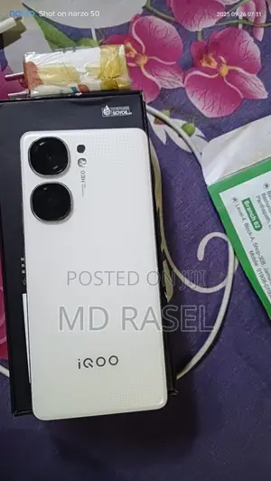 Vivo iQOO 10 256 GB White