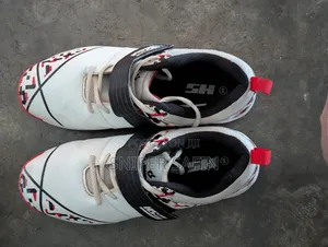 Cricket Shoes