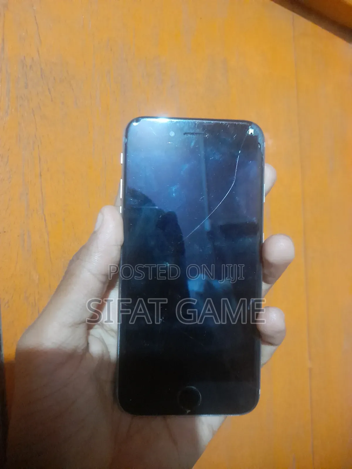 Apple iPhone 6s 64 GB Silver