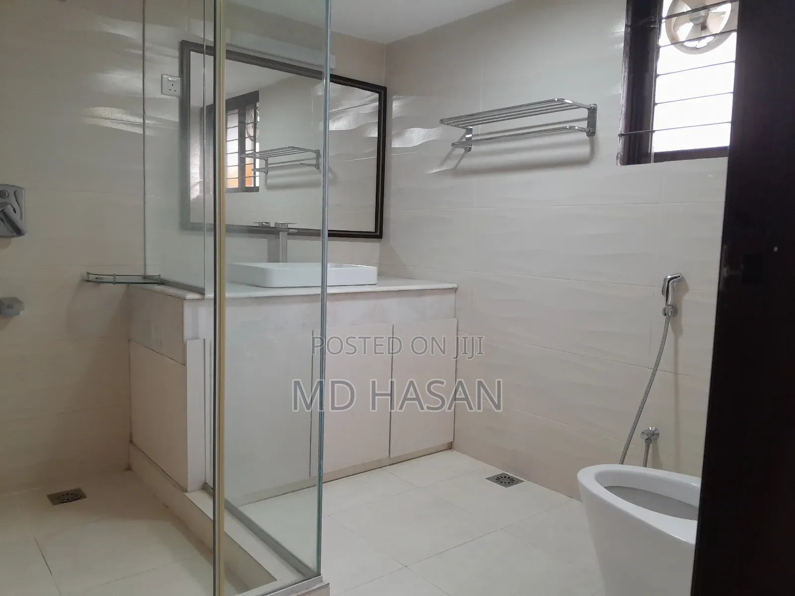 4bdrm Apartment in Swmi Furnished Flat for Rent