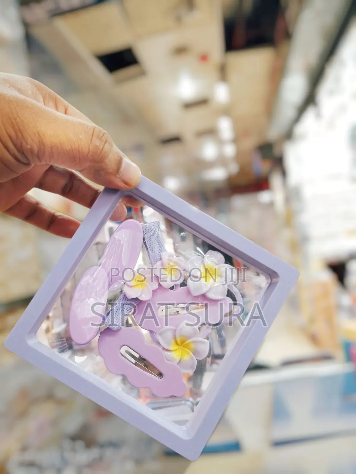 নিতে চাইলে ইনবক্স করেন