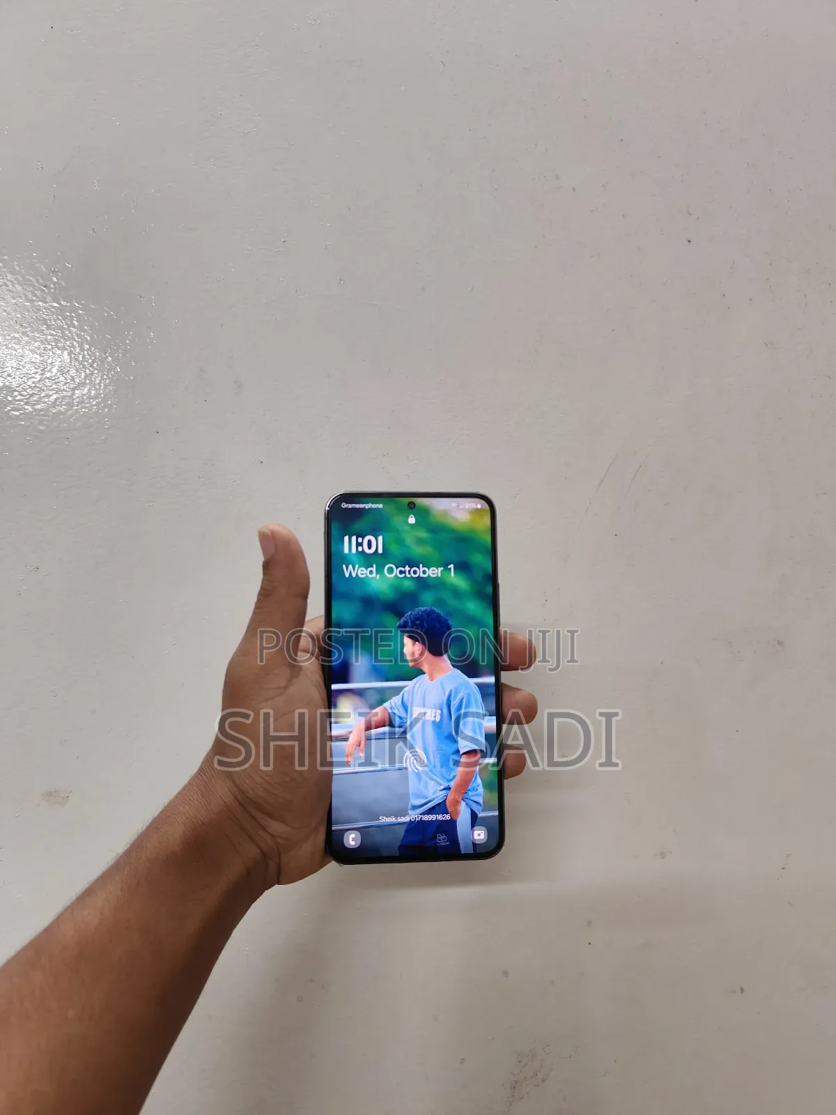 New Samsung Galaxy S22 5G 128 GB Black