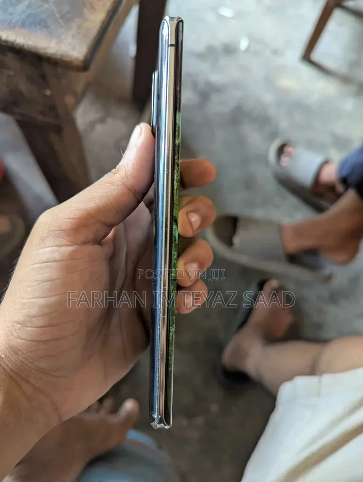 Sharp Aquos R6 128 GB Black