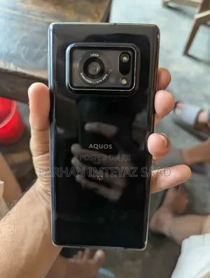 Sharp Aquos R6 128 GB Black