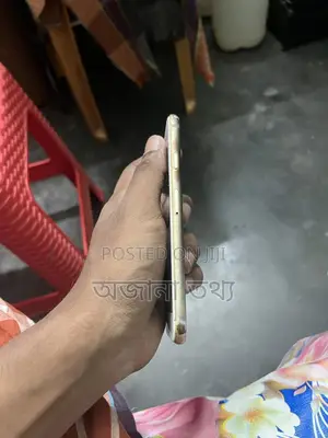 Apple iPhone 6s 64 GB Gold