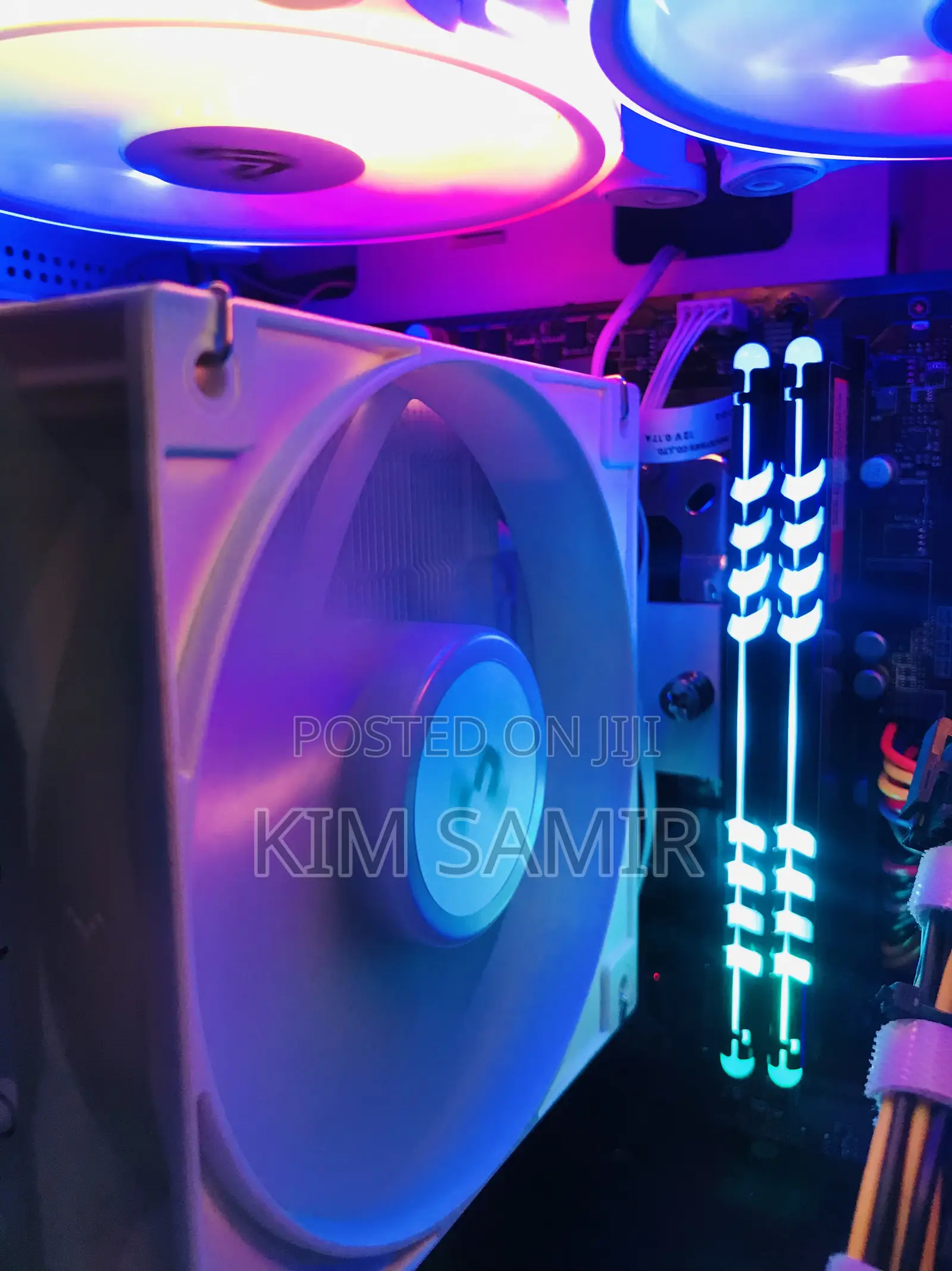 Isquail RGB Ddr4 16 Gb Ram