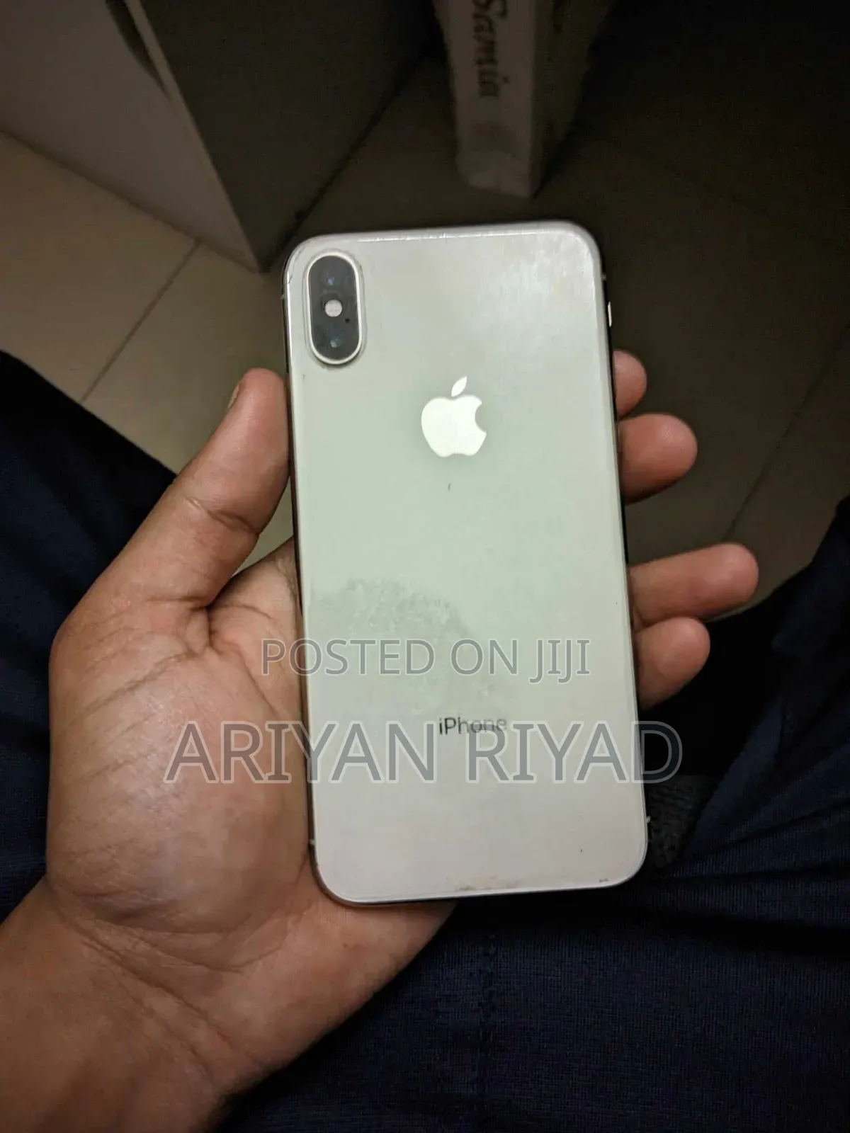 Apple iPhone X 64 GB White