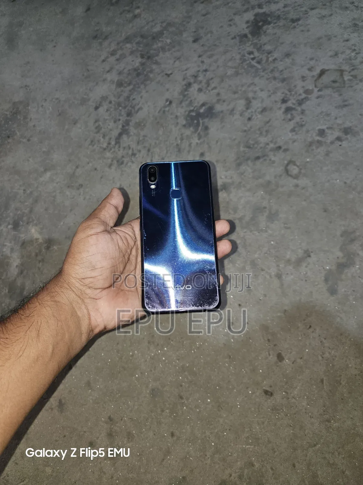 Vivo Y11 32 GB Blue