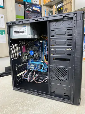 Desktop Pc Intel Core I5 ( 2nd Gen)_ram 8gb_ssd 128gb_gigabyte-H*61