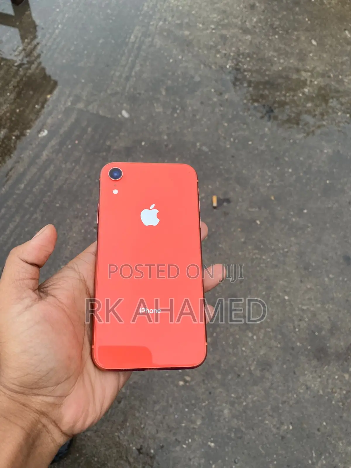 Apple XR 256 GB Red