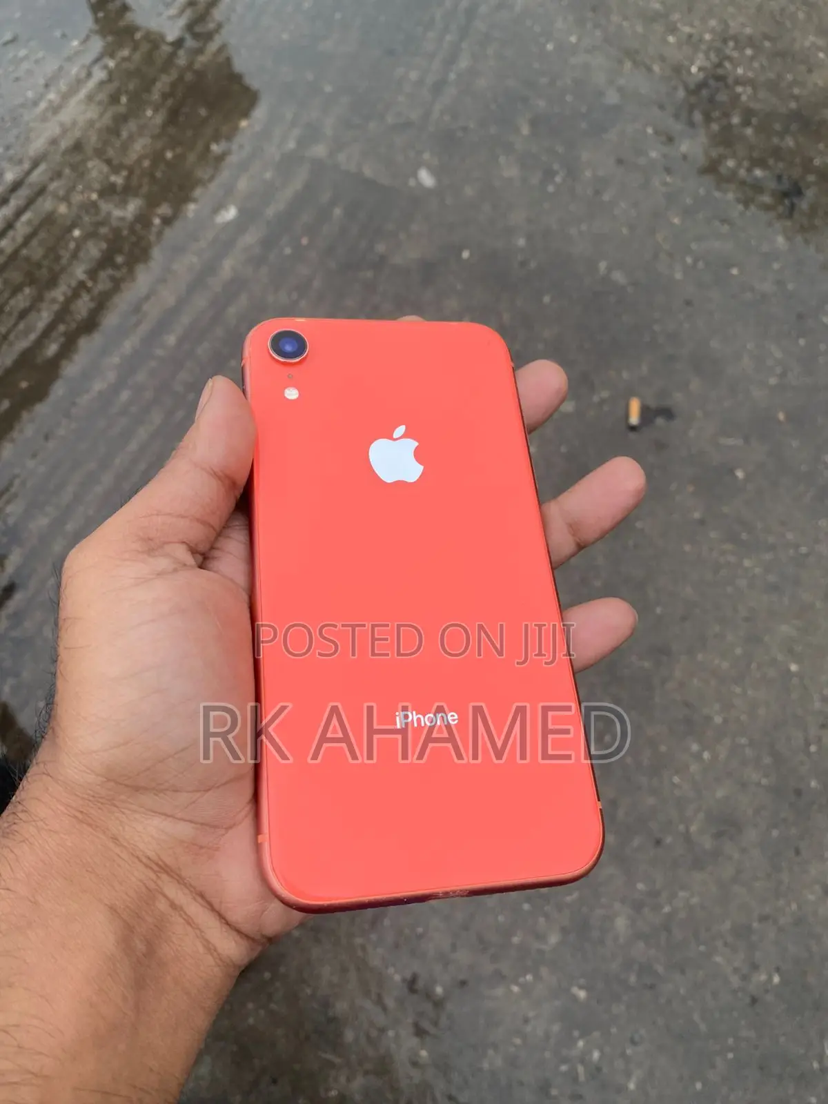 Apple XR 256 GB Red