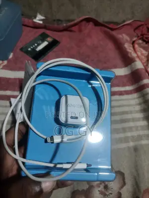 Anker Pd 20w Charger With Cable