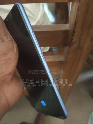 Vivo Y73 64 GB Black