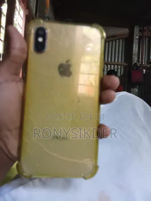 Photo - Apple iPhone XS 64 GB Gold