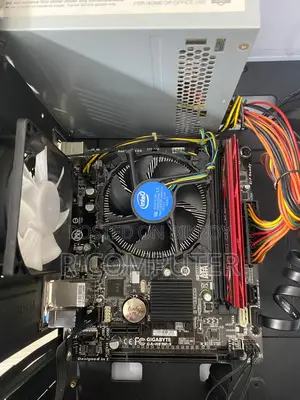 Desktop Pc Intel Core I7 ( 4th Gen)_ssd 256gb_ram 8gb_graphic 2gb