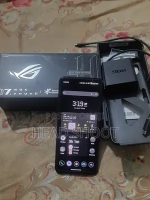 Photo - Asus ROG Phone 7 256 GB Black