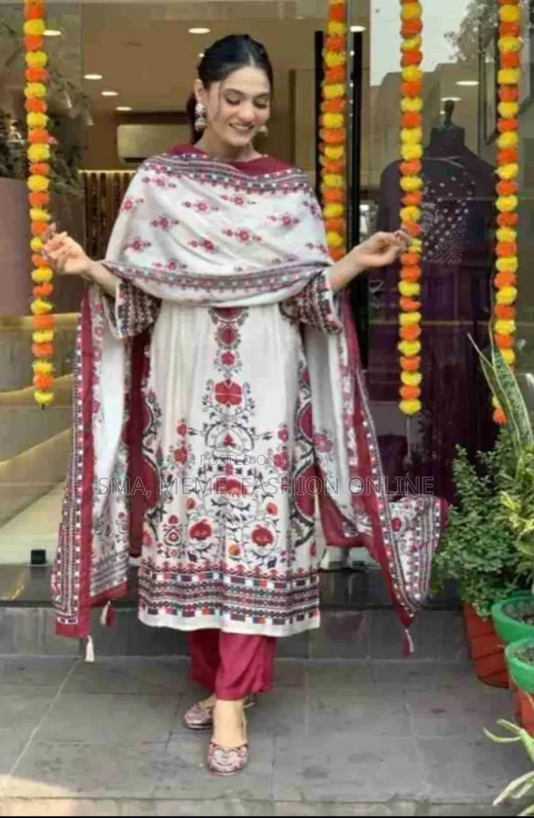 প্রিমিয়াম কোয়ালিটি ডিজিটাল প্রিন্ট থ্রি পিস