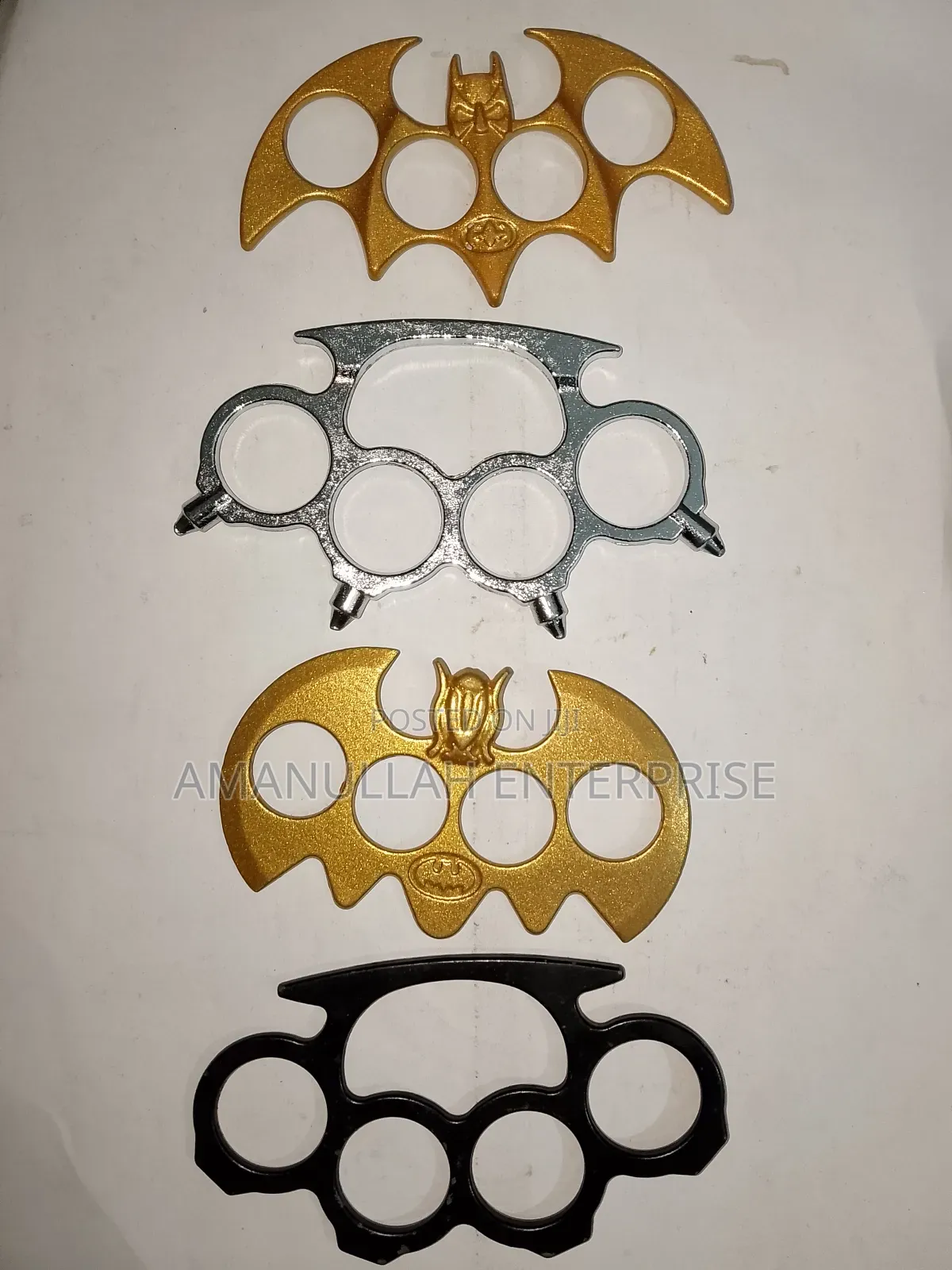 Iron Solid Knuckle Duster Boxing Four Finger Buckle Self Defense.