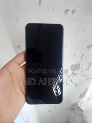 Samsung Galaxy A30 64 GB Black