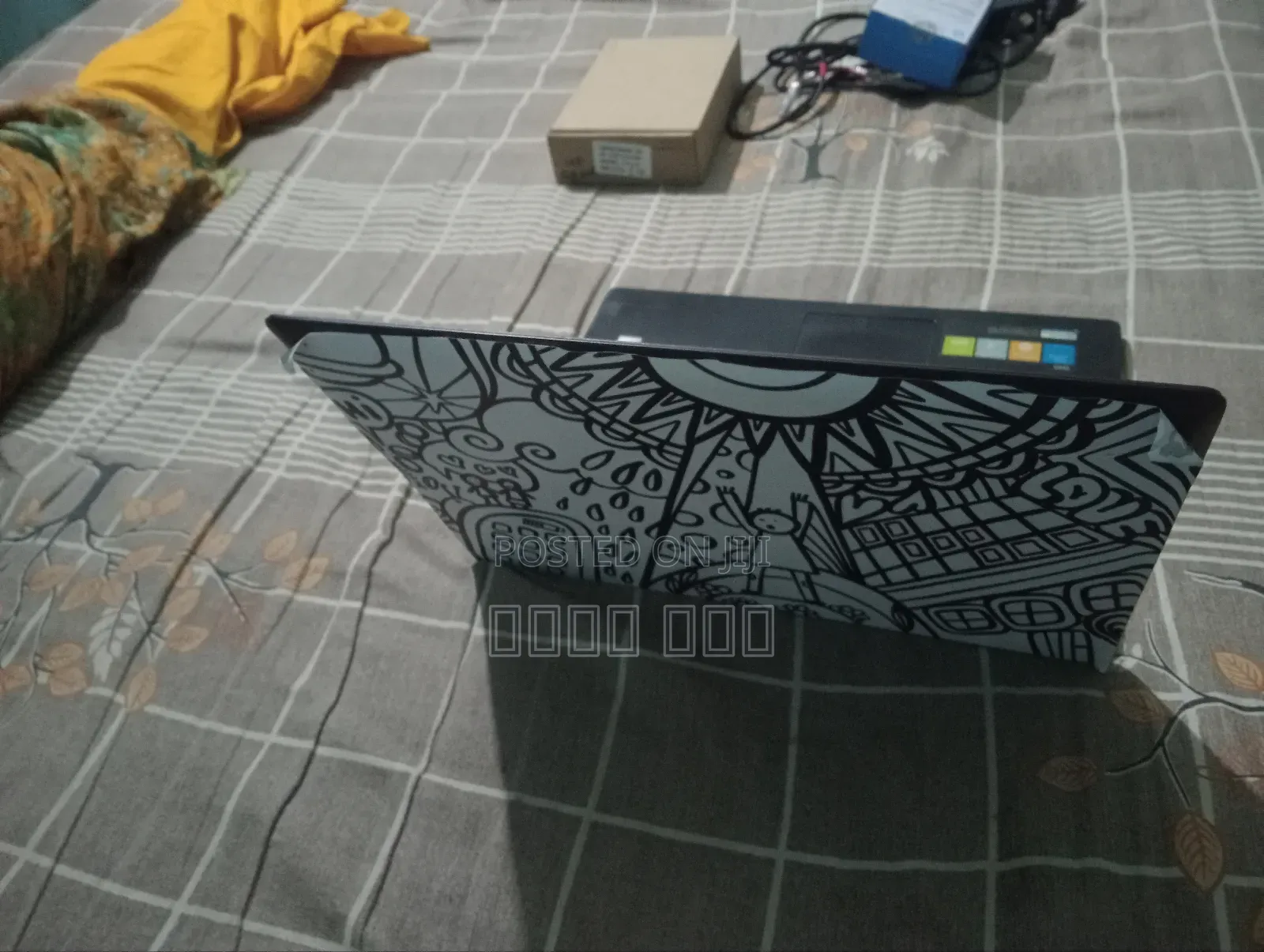 Laptop Lenovo IdeaPad 500S 4GB AMD A4 SSD 128GB