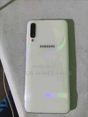 Samsung Galaxy A50 64 GB White