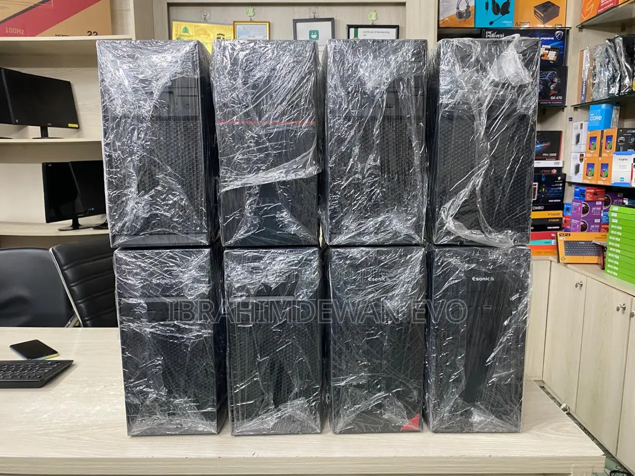 Desktop Pc Intel Core I3 3rd Gen 3.30ghz,Ddr- 3 4gb Ram , Ssd: 120gb