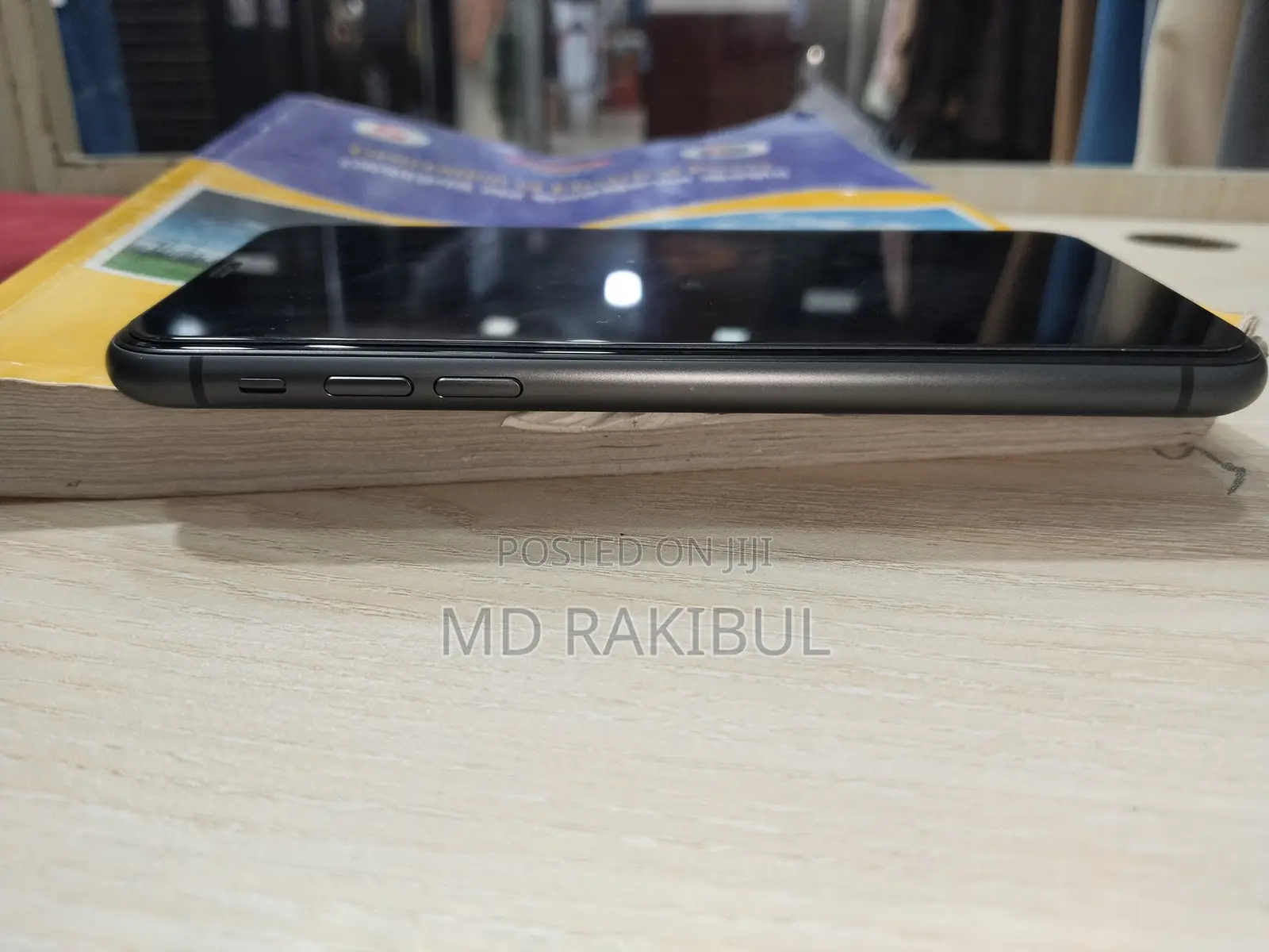 Apple iPhone 11 64 GB Black