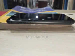 Apple iPhone 11 64 GB Black