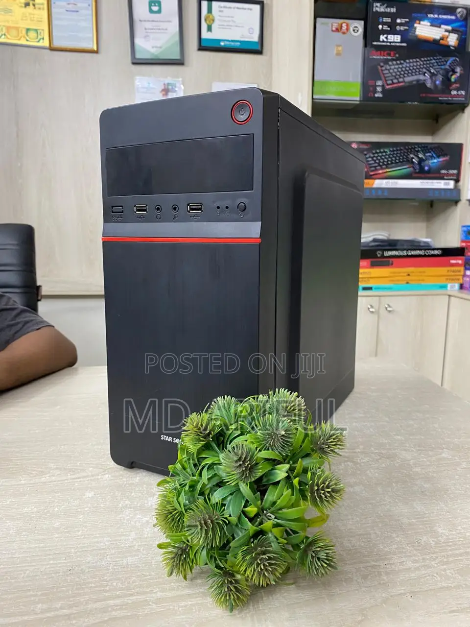 Desktop Pc Intel Core I5 ( 8th Gen)_ram 8gb_ssd 120gb_graphic 4gb