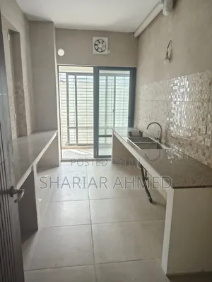 4bdrm Apartment in Gulshan for Rent