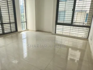 4bdrm Apartment in Gulshan for Rent