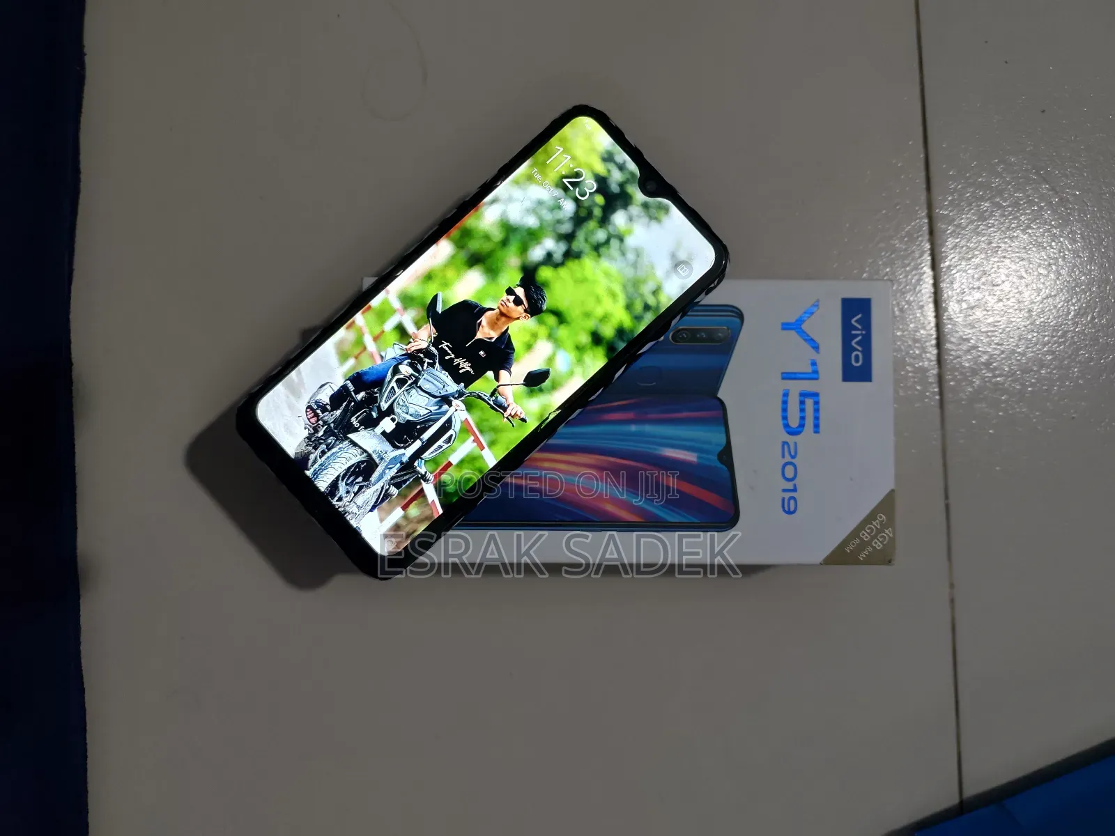Vivo Y15 64 GB Blue