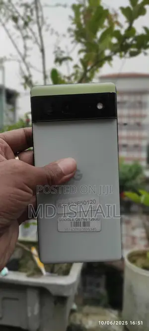 Photo - Google Pixel 6 128 GB White