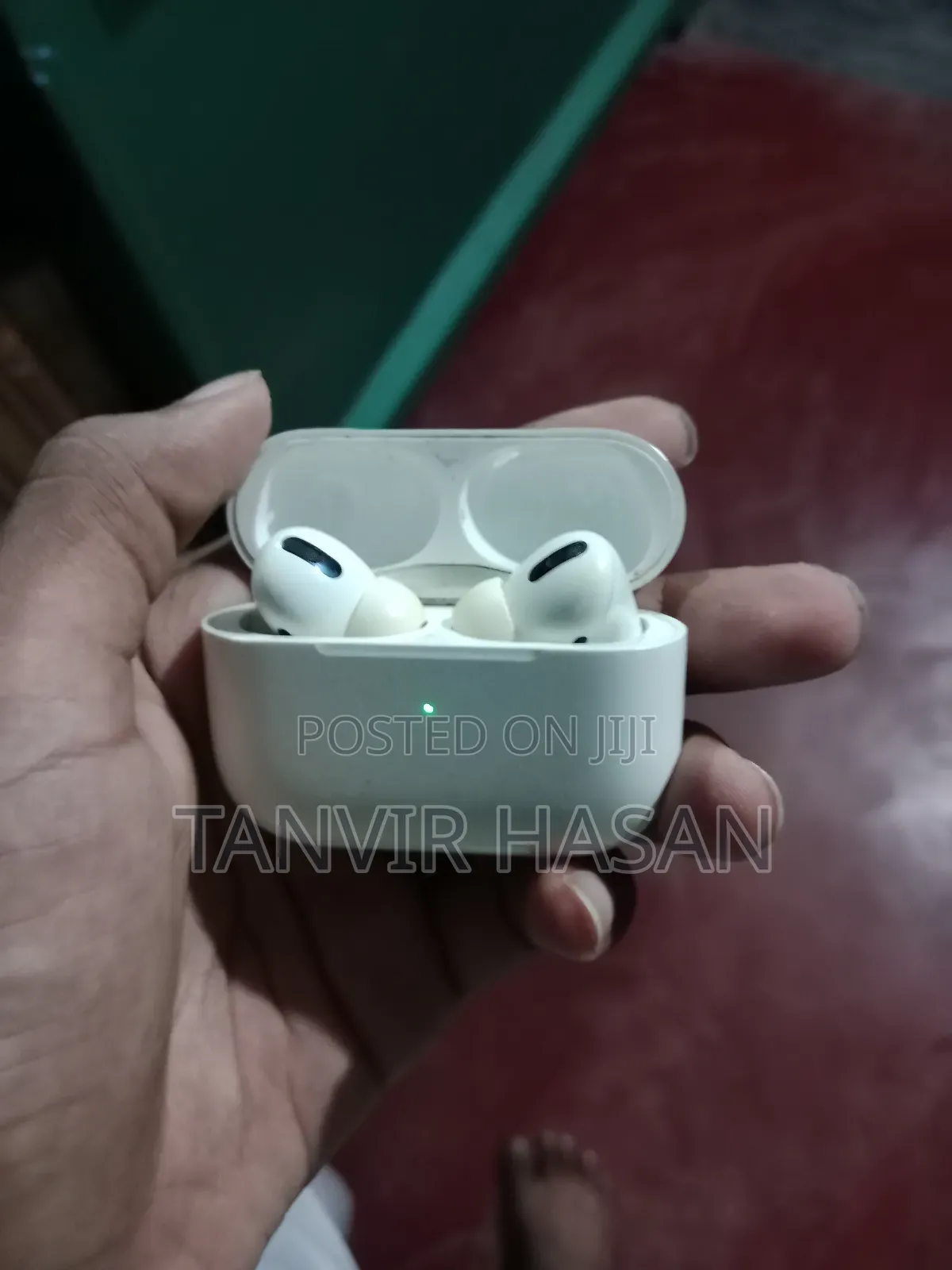 Apple Original Airbirds